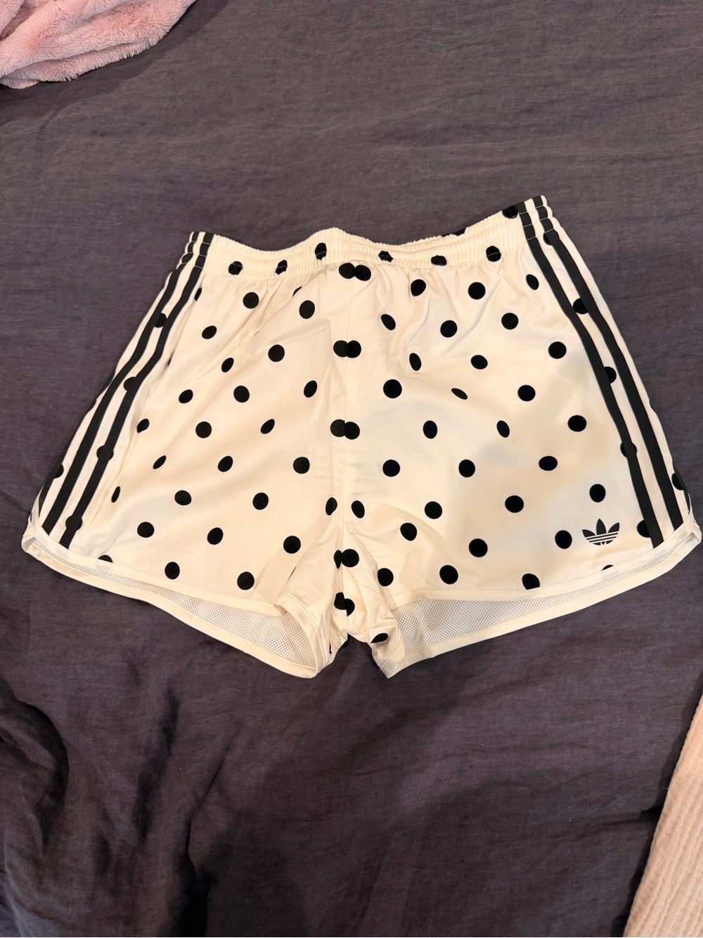 Adidas POLKA DOTS SPRINTER SHORTS sz medium new with tags - Picture 3 of 3